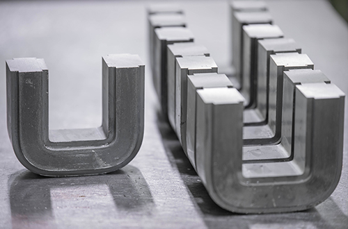 Rectangular cut cores (C-shaped cores)